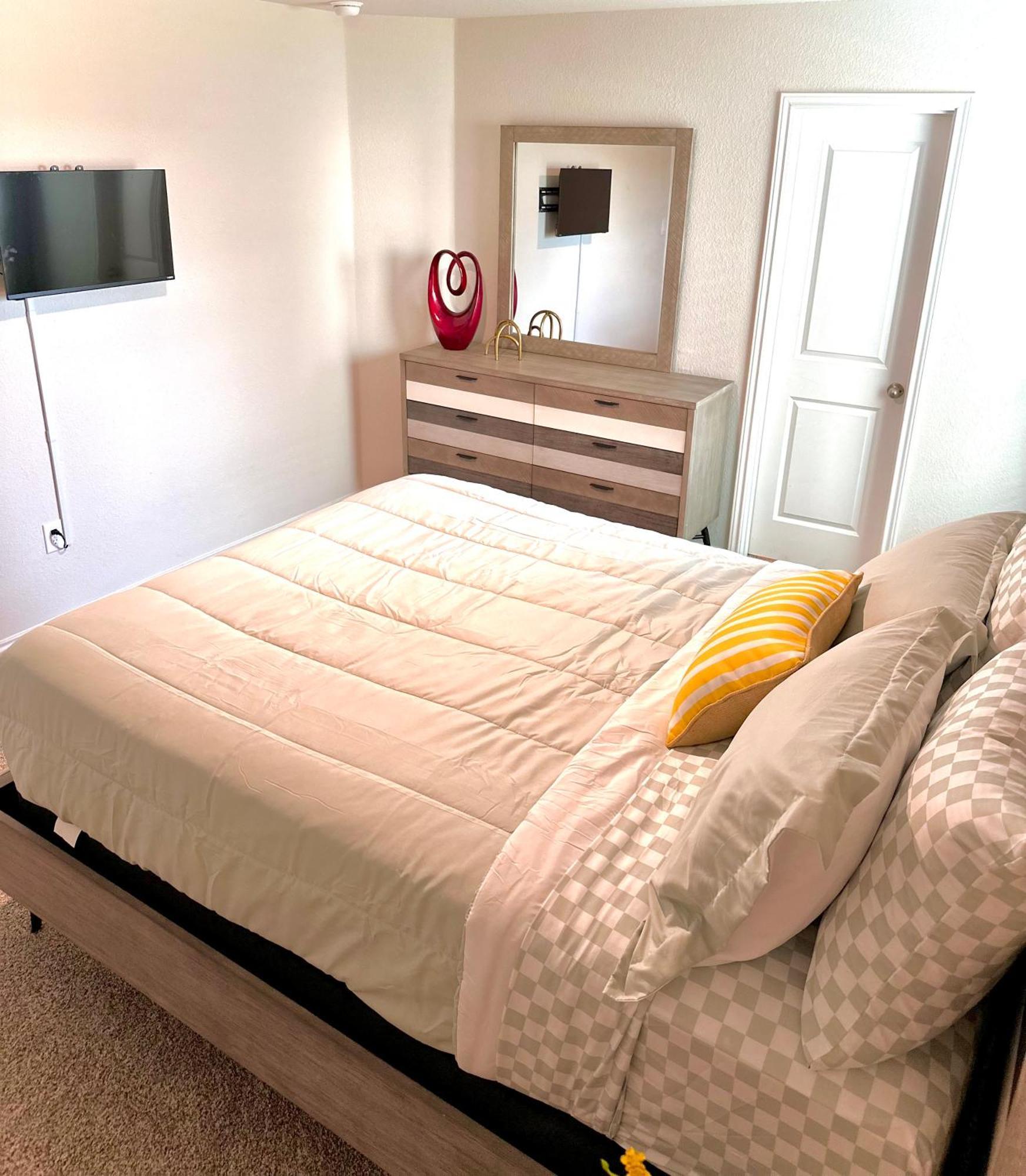 New Home Near Lackland, Seaworld San Antonio Bagian luar foto